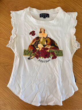 Vintage XOXO Jeans White Graphic Ruffle-Sleeve Women's Top